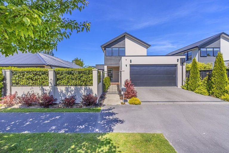 Photo of property in 22 Bronco Drive, Aidanfield, Christchurch, 8025