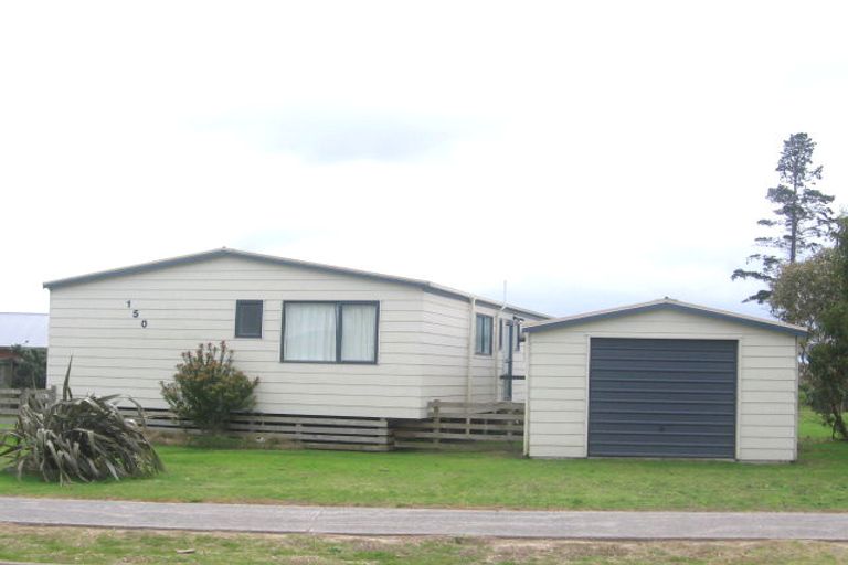 Photo of property in 150 Kowhai Avenue, Matarangi, Whitianga, 3592