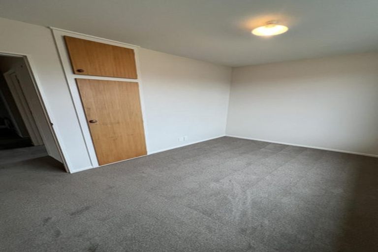 Photo of property in 1/17 Aberfoyle Place, Parklands, Christchurch, 8083