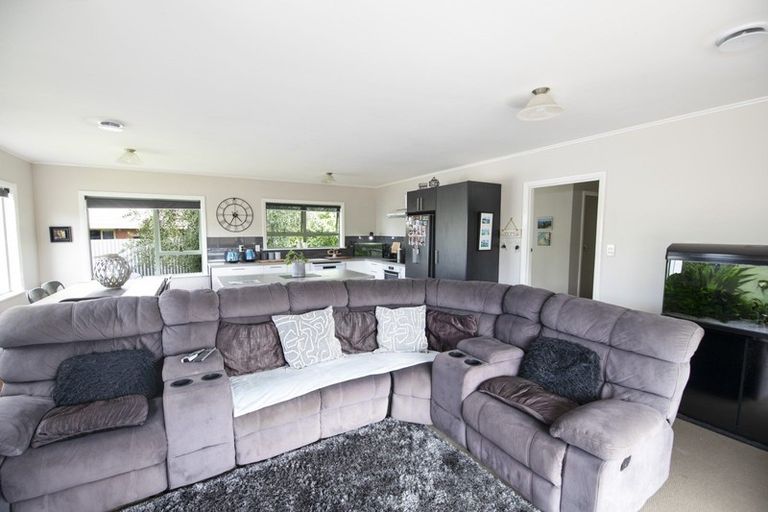 Photo of property in 3b Hinton Road, Taradale, Napier, 4112