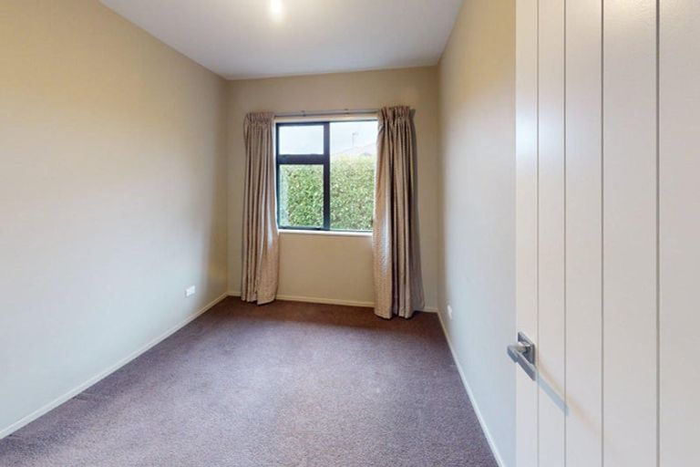Photo of property in 57 Tennyson Avenue, Kelvin Grove, Palmerston North, 4414