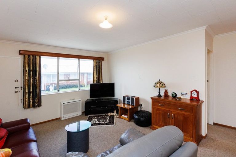 Photo of property in 10 Kiwi Court, Roslyn, Palmerston North, 4414