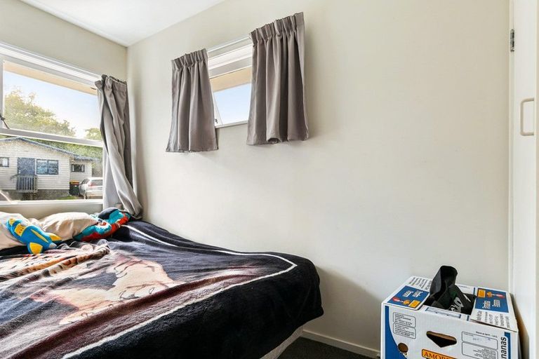 Photo of property in 86 Barrys Road, Glendene, Auckland, 0602