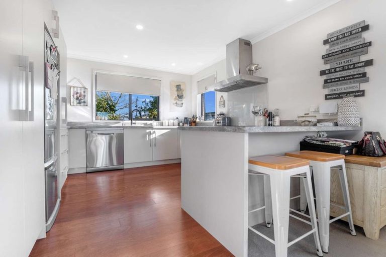 Photo of property in 35 Benner Drive, Ngatea, 3503