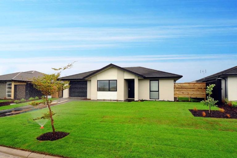 Photo of property in 19 Hardwell Way, Rolleston, 7615