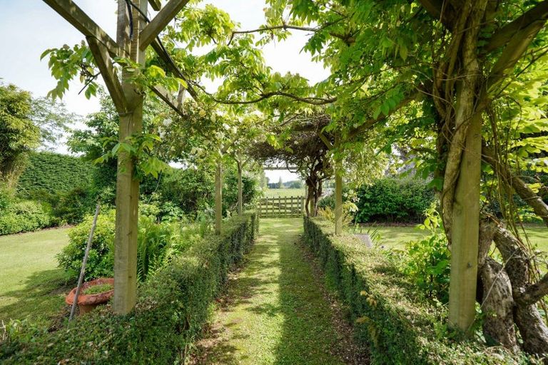 Photo of property in 72 Millton Park Road, Mill Road, Invercargill, 9871