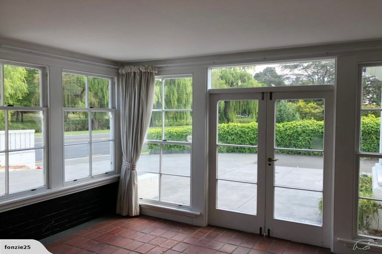 Photo of property in 112 Park Terrace, Christchurch Central, Christchurch, 8013