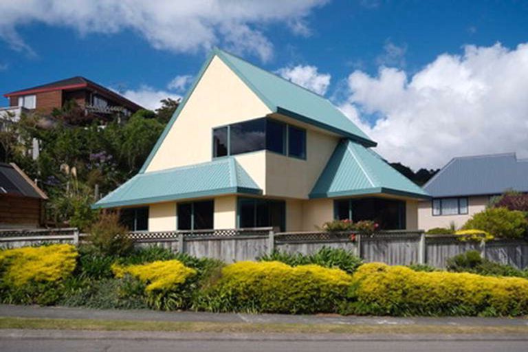 Photo of property in 1 Myers Grove, Churton Park, Wellington, 6037