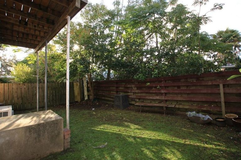 Photo of property in 7/126 Lynwood Road, New Lynn, Auckland, 0600