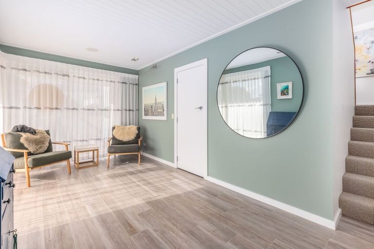 Photo of property in 86 Seaview Road, Paraparaumu Beach, Paraparaumu, 5032