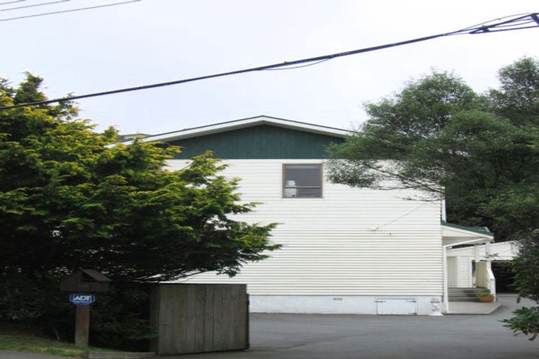 Photo of property in 110 Broderick Road, Johnsonville, Wellington, 6037