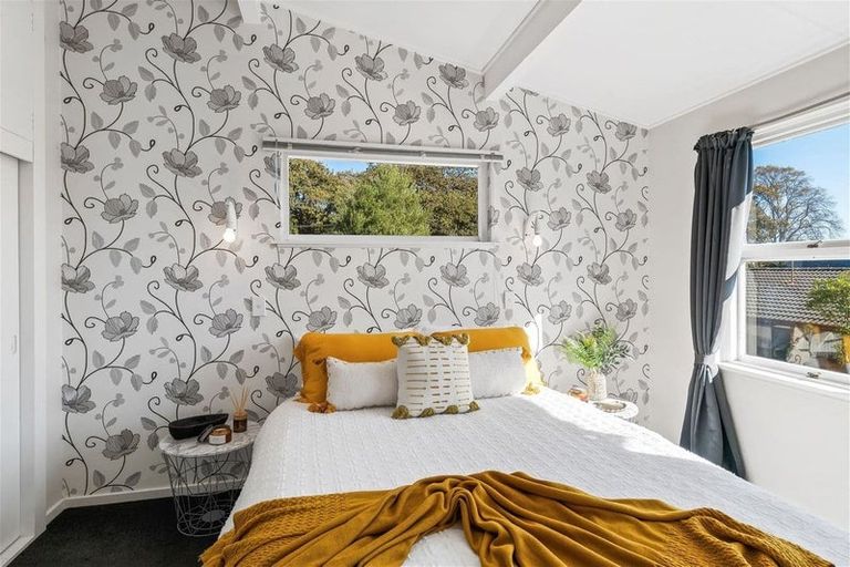 Photo of property in 2/32 Abberley Crescent, St Albans, Christchurch, 8014