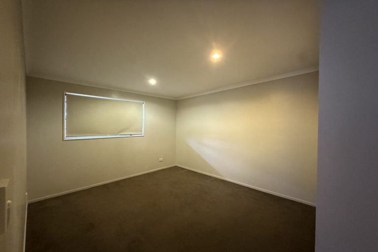 Photo of property in 115 Riverhead Road, Kumeu, 0892