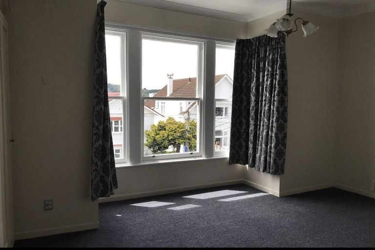 Photo of property in 16a Thompson Street, Mount Cook, Wellington, 6011