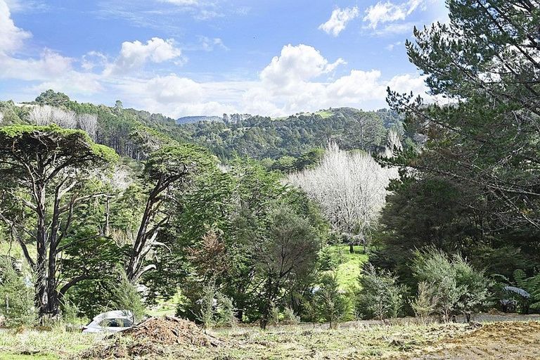 Photo of property in 99 Birdsall Road, Whangateau, 0985