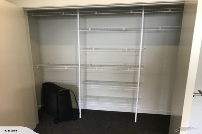 Photo of property in 35 Kanuka Road, Hobsonville, Auckland, 0616