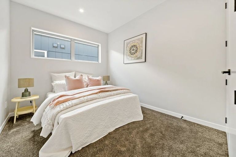 Photo of property in 21 Yellow Pear Lane, Karaka, 2578