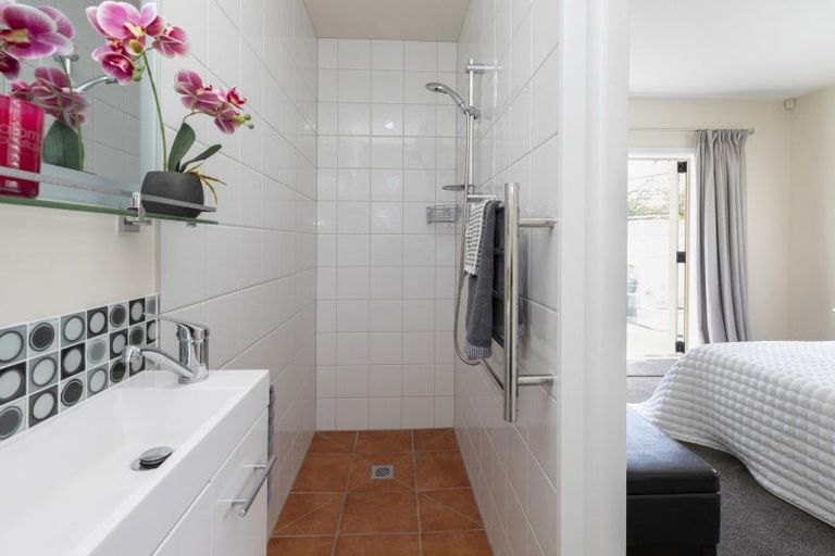 Photo of property in 32 Hare Street, Ilam, Christchurch, 8041