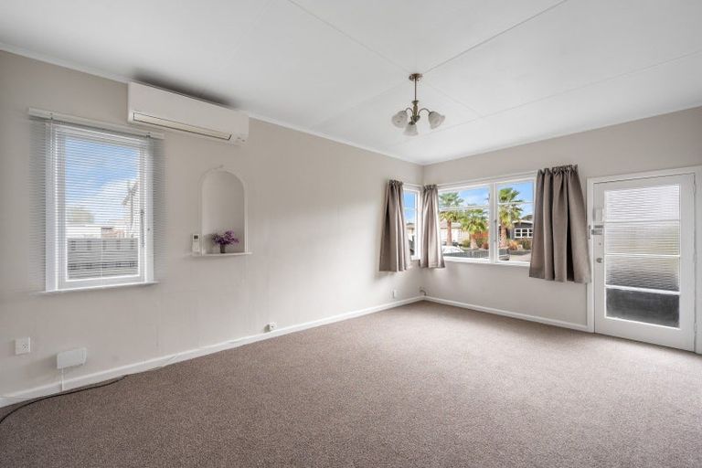 Photo of property in 9 Tripoli Street, Onekawa, Napier, 4110