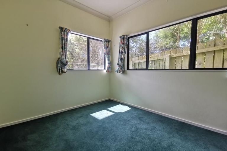 Photo of property in 26 Amesbury Drive, Churton Park, Wellington, 6037
