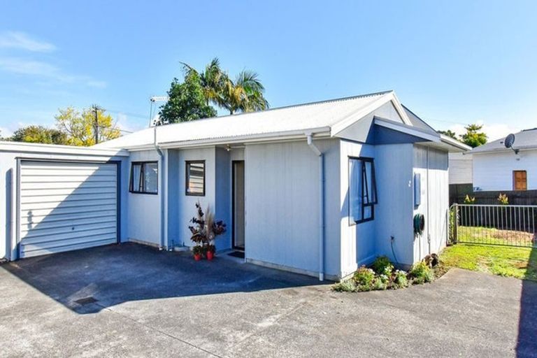 Photo of property in 3/22 Great South Road, Papakura, 2110