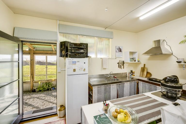 Photo of property in 849 Seafield Road, Puketapu, Napier, 4182