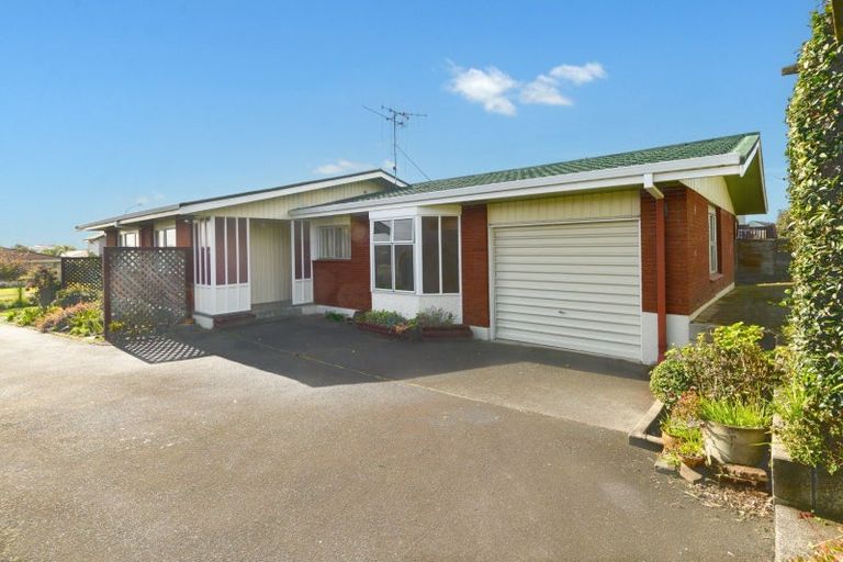 Photo of property in 4 Carol Place, Otumoetai, Tauranga, 3110