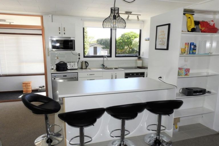 Photo of property in 50 Vista Paku, Pauanui, Hikuai, 3579