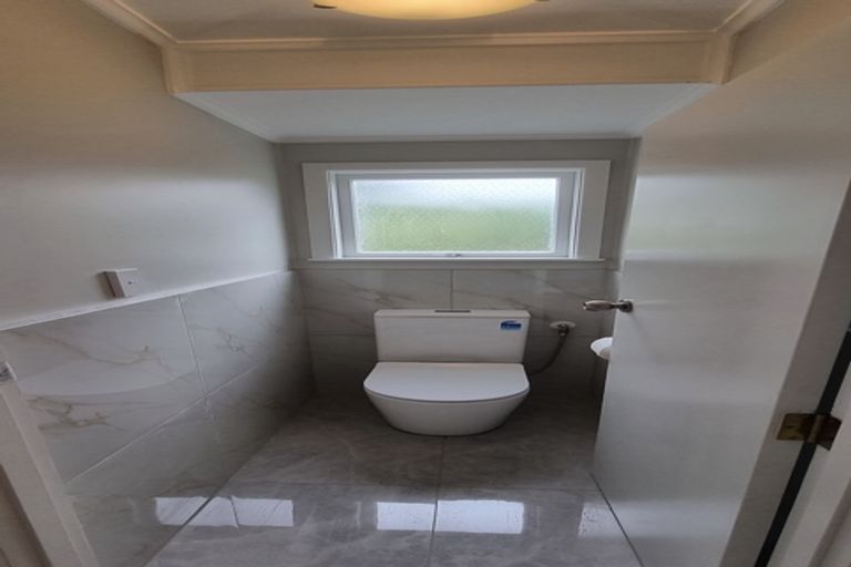 Photo of property in 38 Eddowes Street, Manurewa, Auckland, 2102