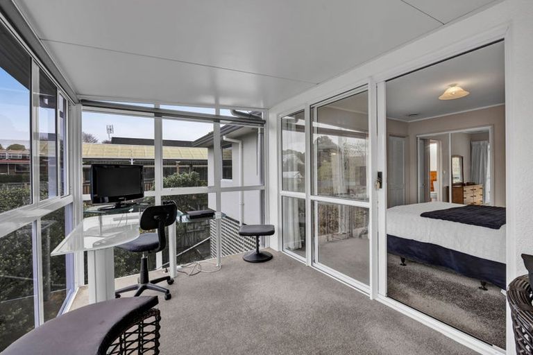 Photo of property in 54 Karina Road, Merrilands, New Plymouth, 4312
