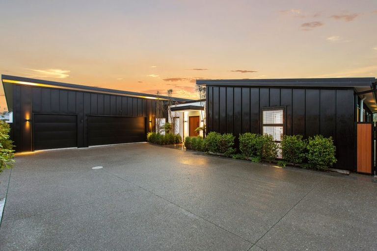 Photo of property in 9 Farrelly Place, Casebrook, Christchurch, 8051