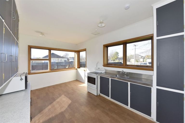 Photo of property in 8 Rowe Place, Burwood, Christchurch, 8061