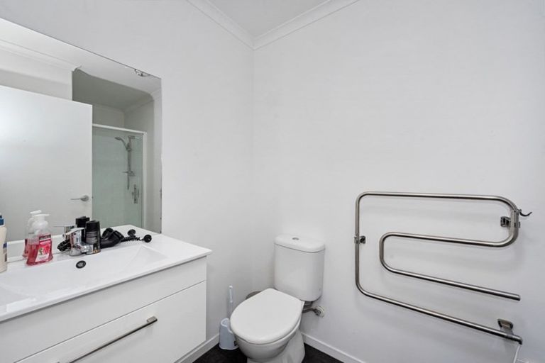 Photo of property in 3u2 June Place, Hamilton East, Hamilton, 3216