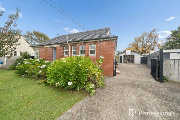 Photo of property in 6 Anson Grove, Naenae, Lower Hutt, 5011