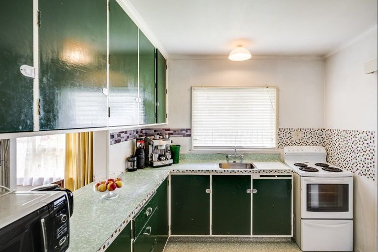 Photo of property in 1/1 Arnold Street, Onekawa, Napier, 4110