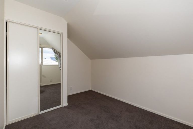 Photo of property in 10 Coniston Avenue, Ilam, Christchurch, 8041