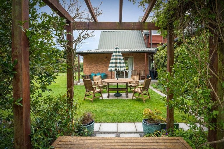 Photo of property in 87 Halkett Road, West Melton, Christchurch, 7676