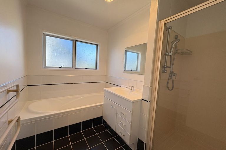 Photo of property in 12 Redwood Drive, Massey, Auckland, 0614