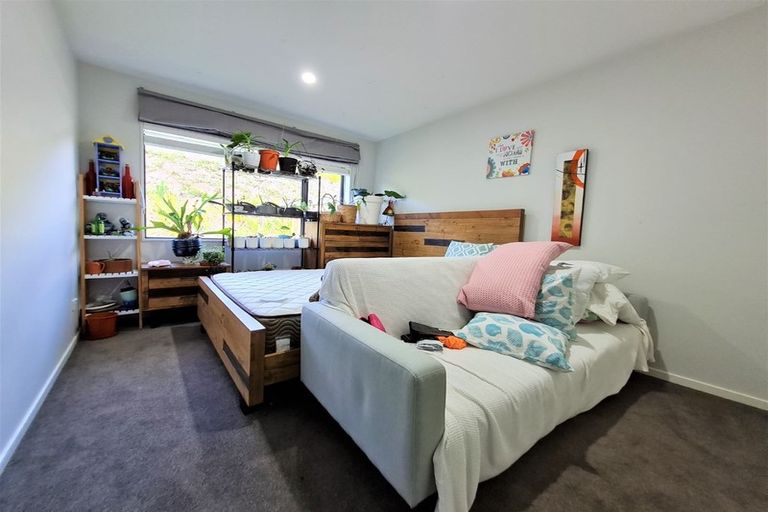 Photo of property in 115 Karepiro Drive, Stanmore Bay, Whangaparaoa, 0932
