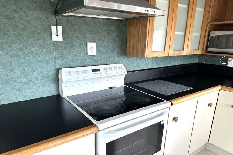 Photo of property in 5a Becker Way, Karori, Wellington, 6012