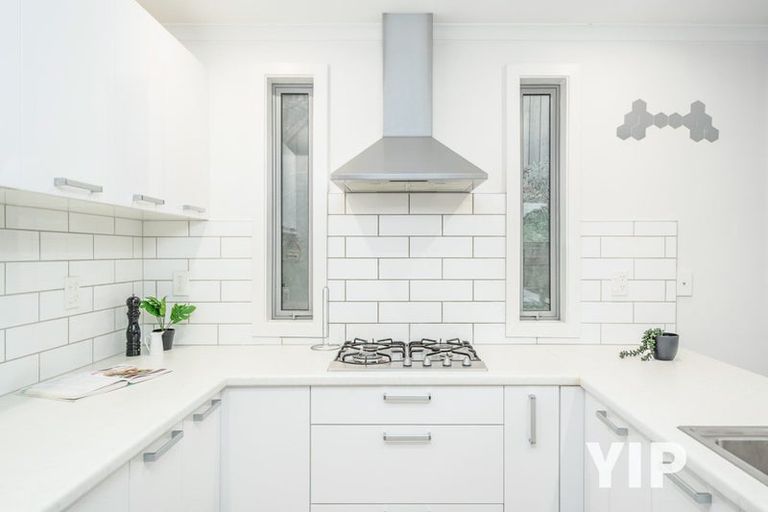 Photo of property in 22a Glenside Road, Glenside, Wellington, 6037