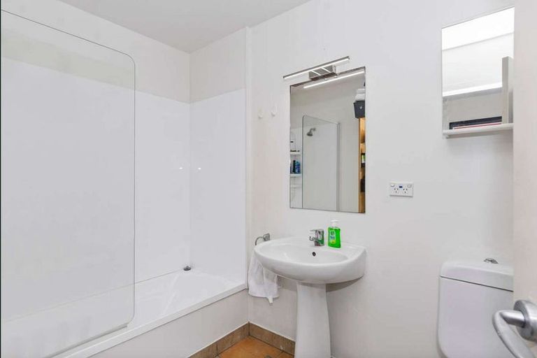 Photo of property in 4/346 Oceanbeach Road, Mount Maunganui, 3116