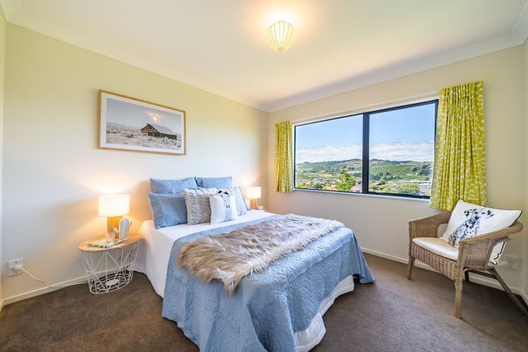 Photo of property in 167f2 Westchester Drive, Churton Park, Wellington, 6037