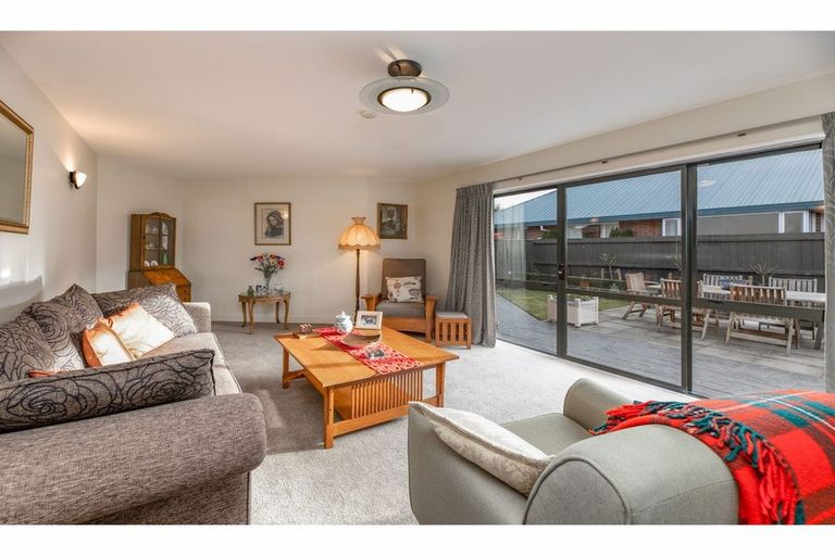 Photo of property in 6 Mcdougal Place, Kaiapoi, 7630