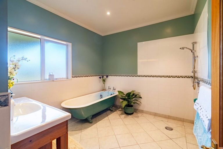 Photo of property in 183 Neeves Road, Kaiapoi, 7691