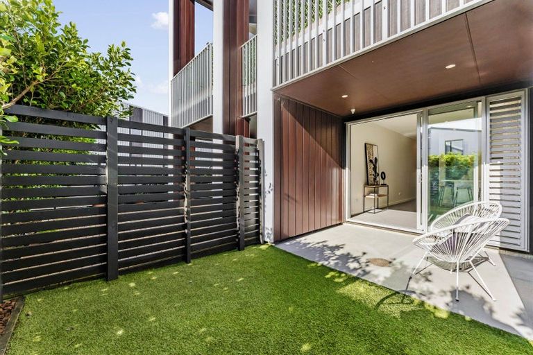 Photo of property in 9/28 Nevill Road, Hobsonville, Auckland, 0616