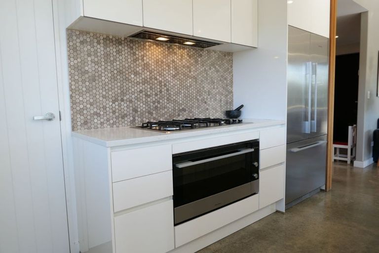 Photo of property in 3 Te Heke Place, Waikanae, 5036