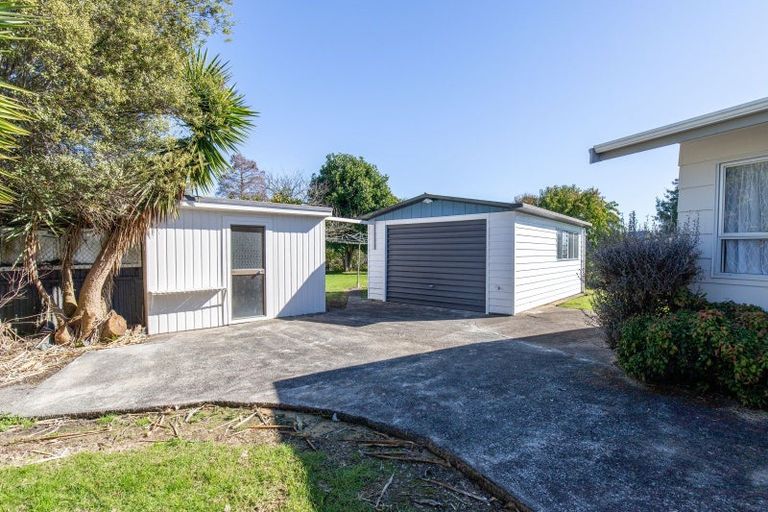 Photo of property in 11 Paul Drive, Ngatea, 3503