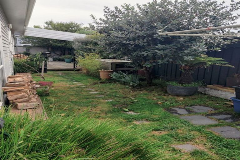 Photo of property in 17 Kedah Street, Miramar, Wellington, 6022