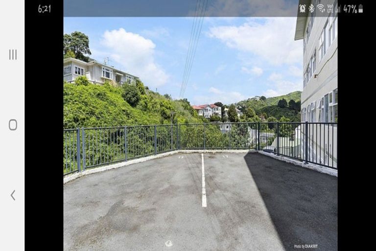 Photo of property in Parkland Flats, 17/51u Adams Terrace, Kelburn, Wellington, 6021